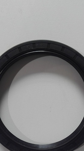 Сальник заднего моста FB120*150*14/GB/T9877.1-1988 Сальник заднего моста FB120*150*14/GB/T9877.1-1988