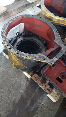 Корпус КПП в сборе 175-15-41111 уценка Корпус КПП в сборе 175-15-41111 уценка