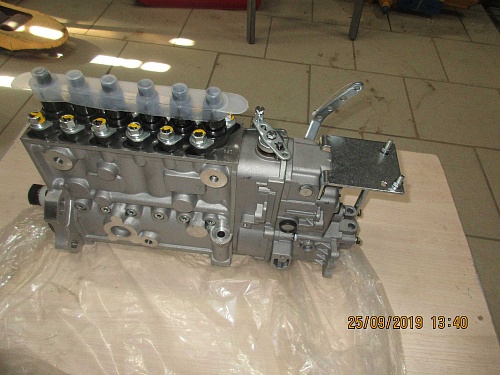 Насос топливный 612601080620/BHT6P120R Насос топливный 612601080620/BHT6P120R