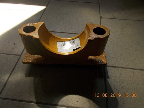 Кронштейн бугеля 150-70-23153/154-71-31470 Кронштейн бугеля 150-70-23153/154-71-31470