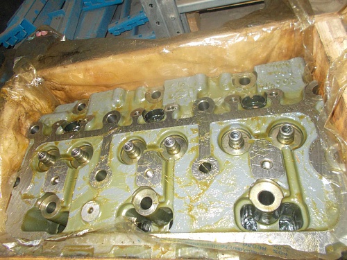 Головка блока цилиндров 330-1003015B Головка блока цилиндров 330-1003015B